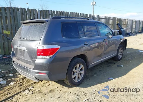 2011 Toyota Highlander Se V6 z USA, uszkodzony, nr VIN 5TDBK3EH1BS062896